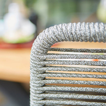 Ropen tuinstoelen tegel