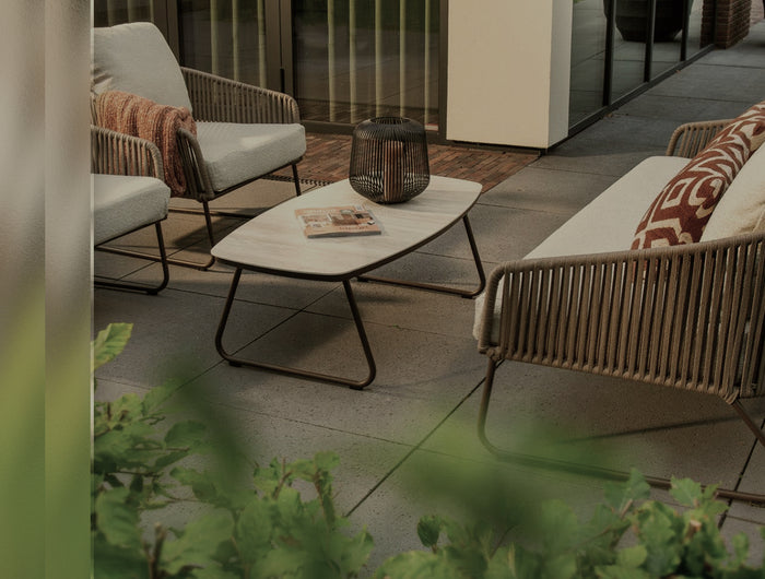 <p>Outdoor living</p><h1>It's a place where dreams of outdoor living come true. <br/>We curate an extensive collection of garden <span style="text-decoration:underline">furniture and accessories.</span></h1>