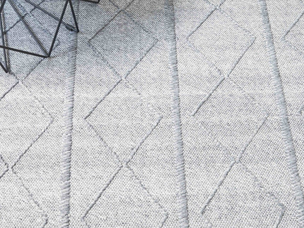 Momo Rug Stenkol | 3 sizes available