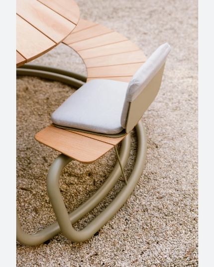 The Seat | High back & low back