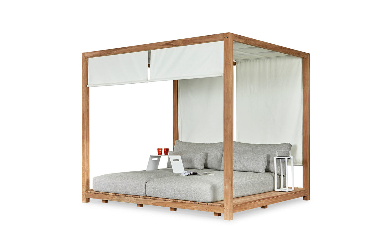 Portofino Daybed with Sunroof