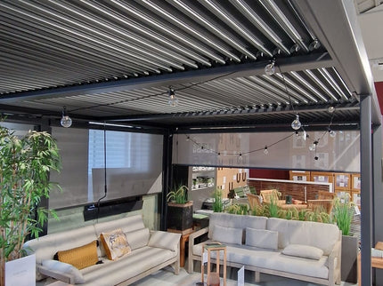 Maranza | Terrace covering | 540x350x230 | Show model 50% discount