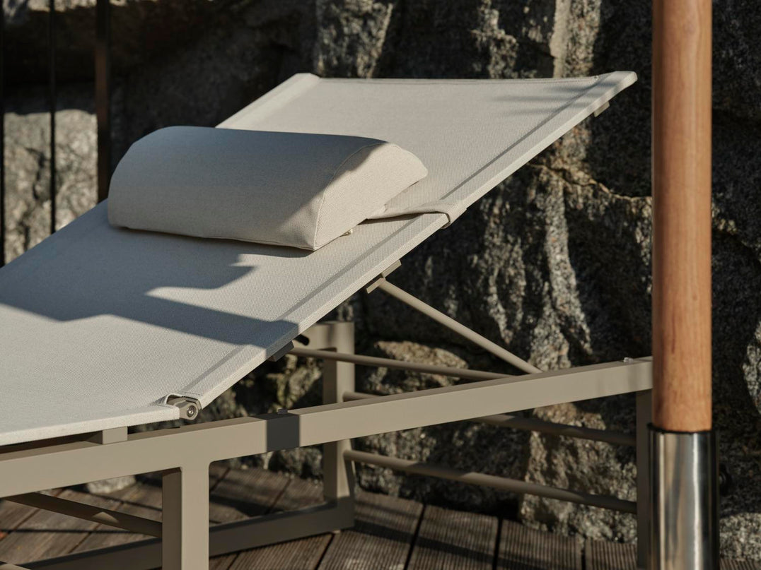 Vevi Sunlounger