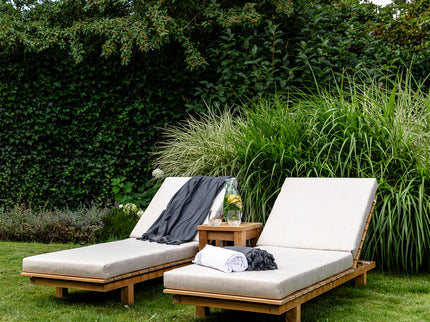 James lounger