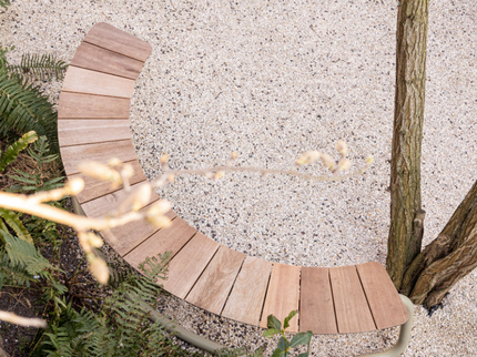 The Circle | Table