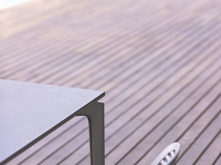Allsize garden table 91 x 91 cm | Aluminum Various colors