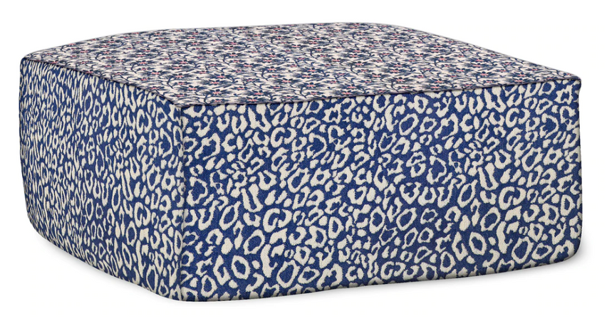Palais | outdoor ottoman Mako & Maya Navy