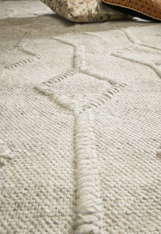 Momo Rug Rombe | 3 sizes available