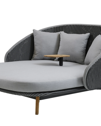 Peacock Daybed