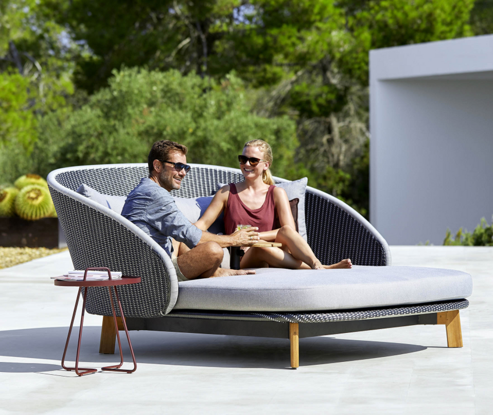 Peacock Daybed
