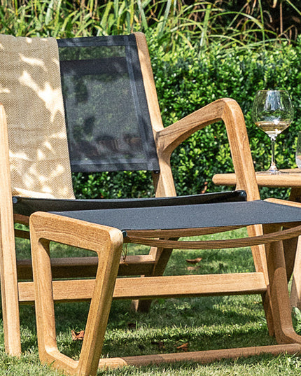 Norden lounge chair | Textileen seat and back
