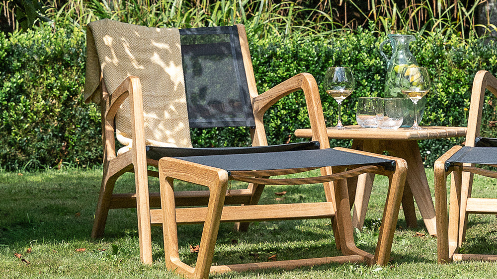 Norden lounge chair | Textileen seat and back
