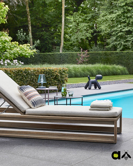 Antigua lounger