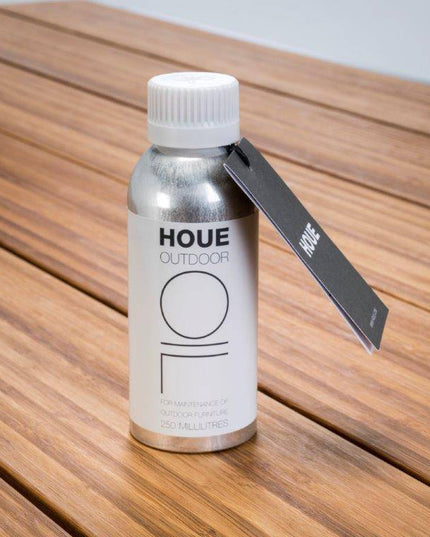 Wood oil for bamboo garden furniture