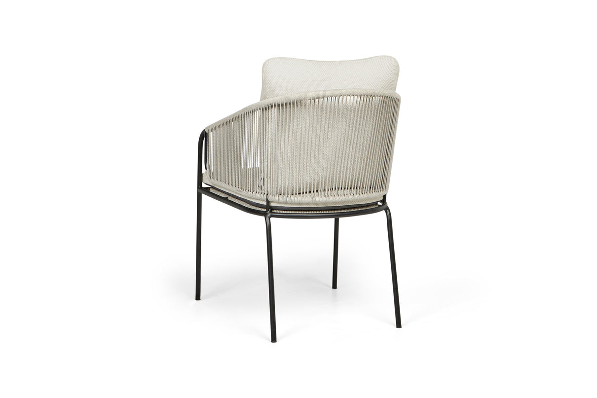 Revello garden chair | Fishbone | 2 frame colors Camel Sand Rope | natural pillow