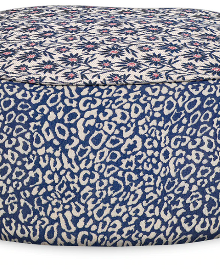 Palais | outdoor ottoman Mako & Maya Navy