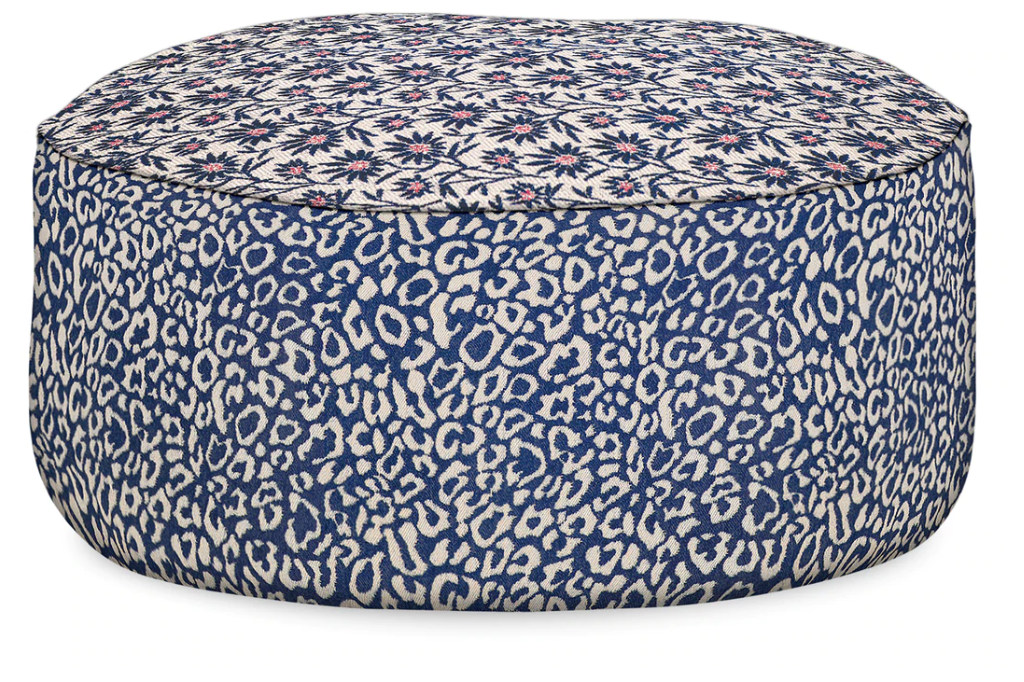 Palais | outdoor ottoman Mako & Maya Navy