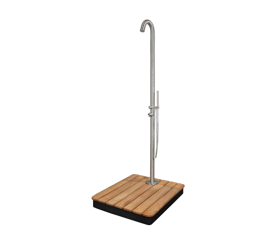 Lagoon | Outdoor shower