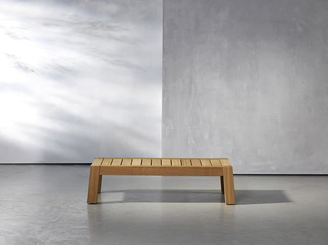 Annet | Salon Table | 120 x 120 cm