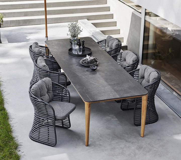 Aspect of garden table | 210 x 100 cm