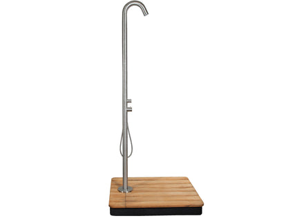 Lagoon | Outdoor shower