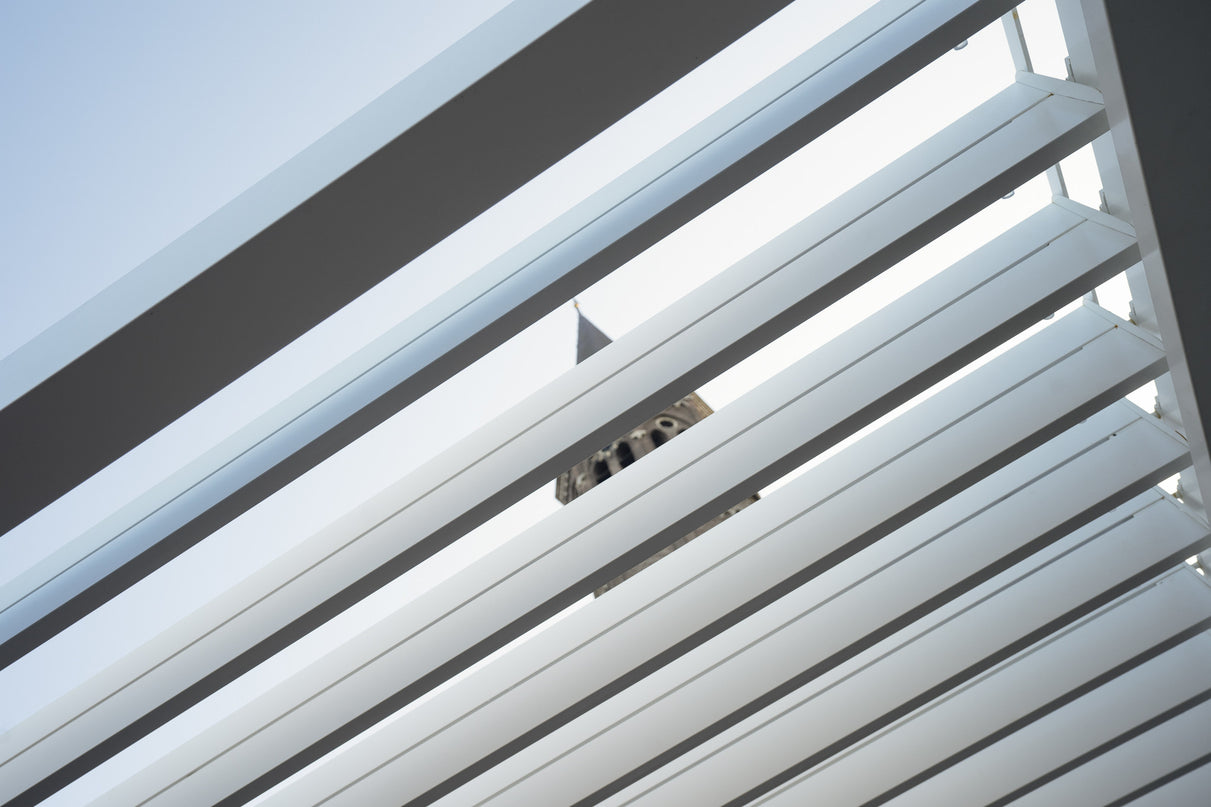 Rota | Terrace covering | Mat White | 360x720x250cm