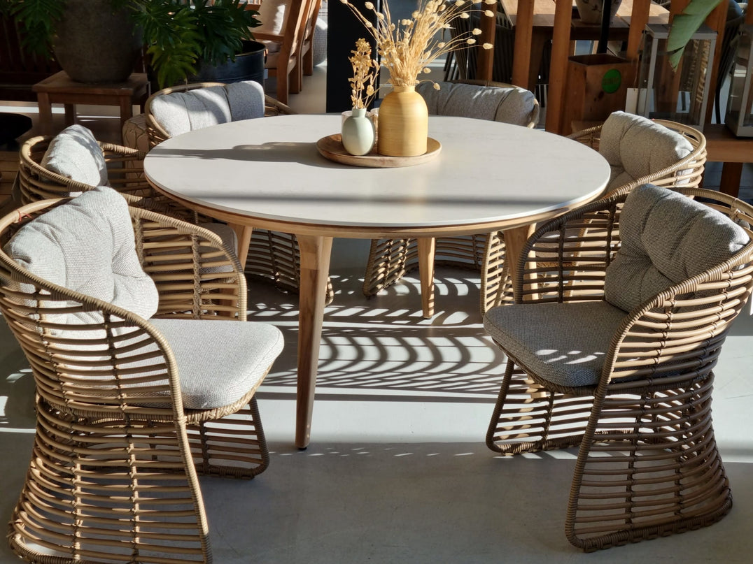 SOLD SODPECT GARDEN TABLE | Ø144cm | Travertin White | 6x Basket Dining chair | 15% discount