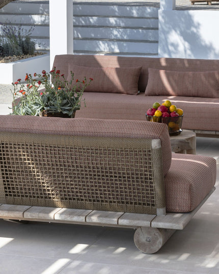 Edge lounge sofa