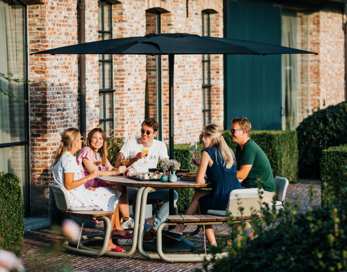The Circle | Picnic table set