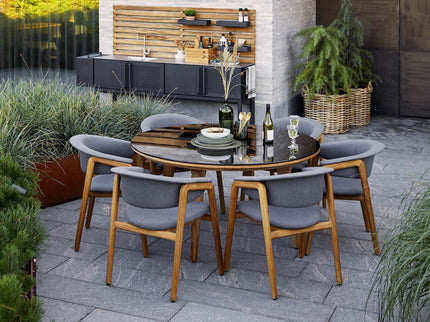Aspect of garden table | Ø144cm | Glass Smockey Black