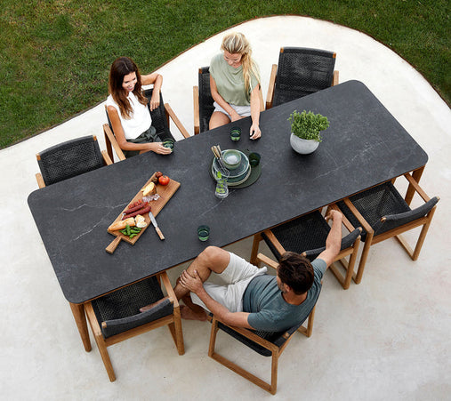 Aspect of garden table | 210 x 100 cm