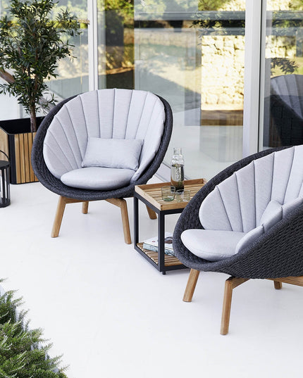 Peacock lounge chair | Including kisses