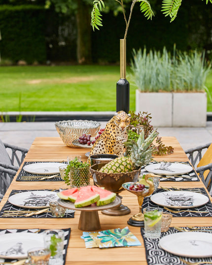 Savona Garden table | Matt white with 6 Nappa Fishbone garden chairs