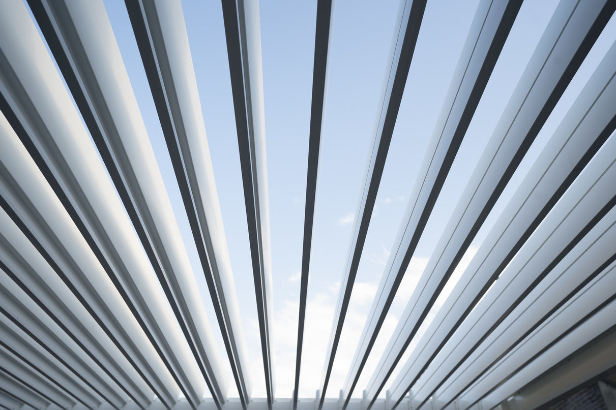 Rota | Terrace covering | Mat White | 360x720x250cm