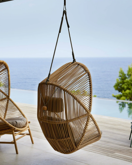 Hive hanging chair