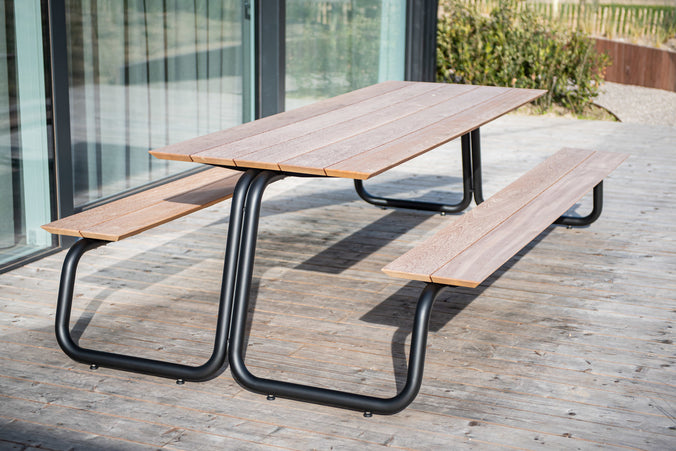 The Table | Picnic table | Large