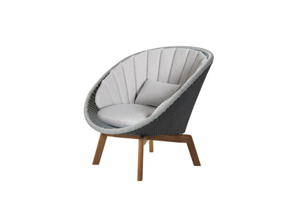 Peacock lounge chair | Including kisses