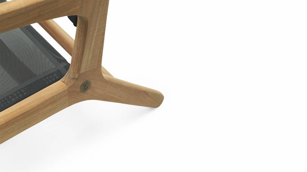 Norden lounge chair | Textileen seat and back