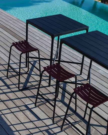 Four Bartafel | 160 x 90 cm