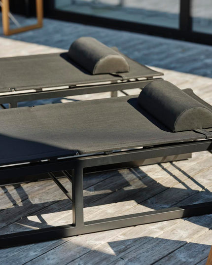 Vevi Sunlounger
